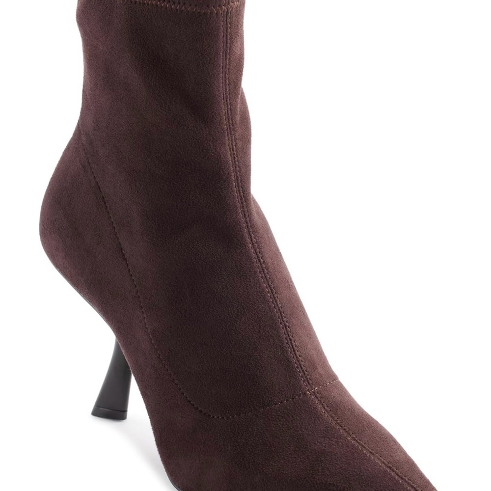 KARL LAGERFELD PARIS Women's Kelsa Pull On Booties SIZE US 8.5 NIB